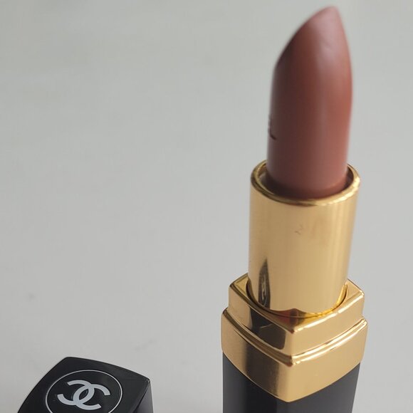 CHANEL ROUGE COCO Ultra Hydrating Lip Colour  --  Adrienne - Picture 3 of 6